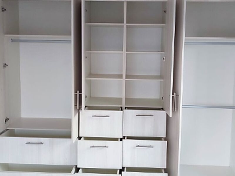 Closet Chile
