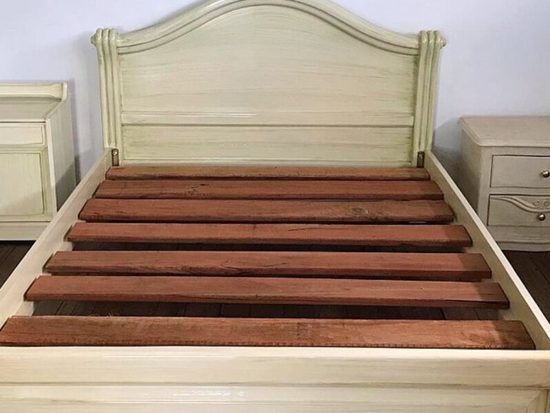 CAMA MADERA ARICA