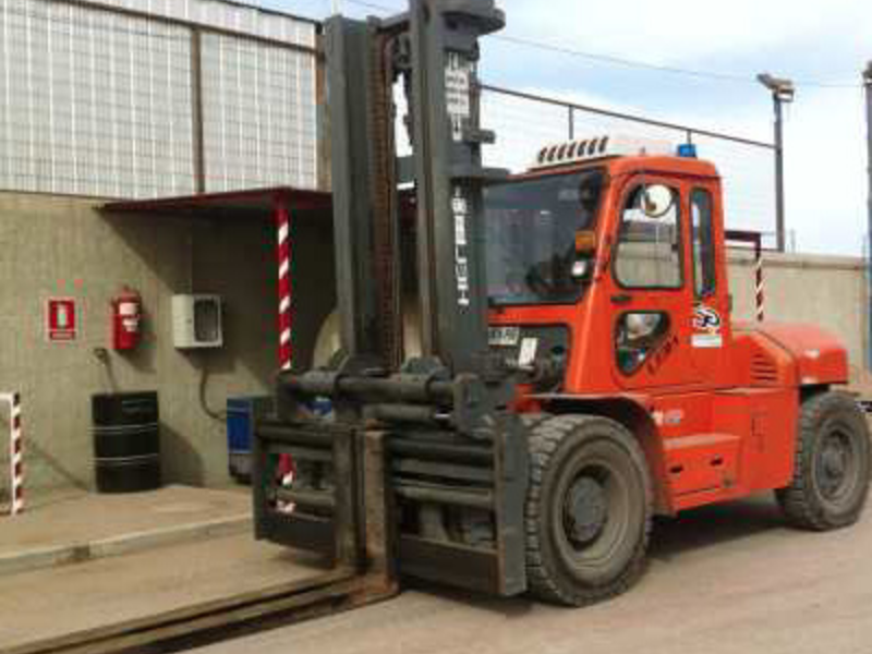 Grúa Hyster HYSTER H155FT Chile
