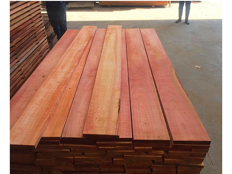Madera cedro Chile