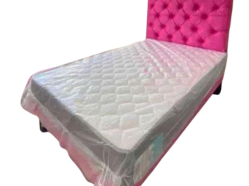 Cama Modelo Capitone Chile