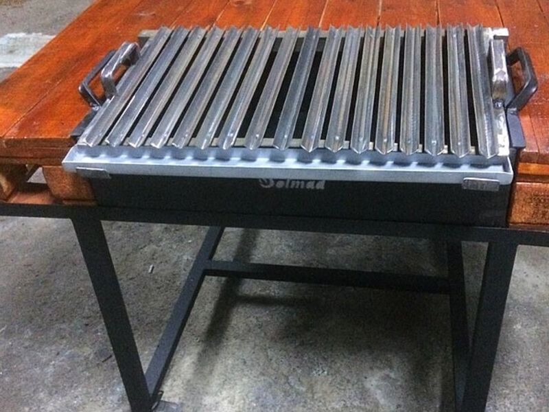 Mesa de exterior con asador Chile