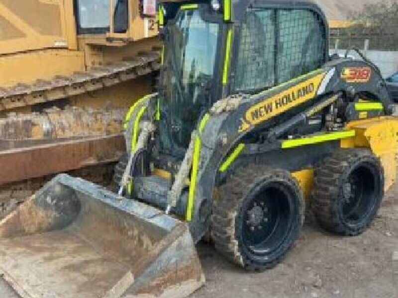 Minicargador New Holland Chile