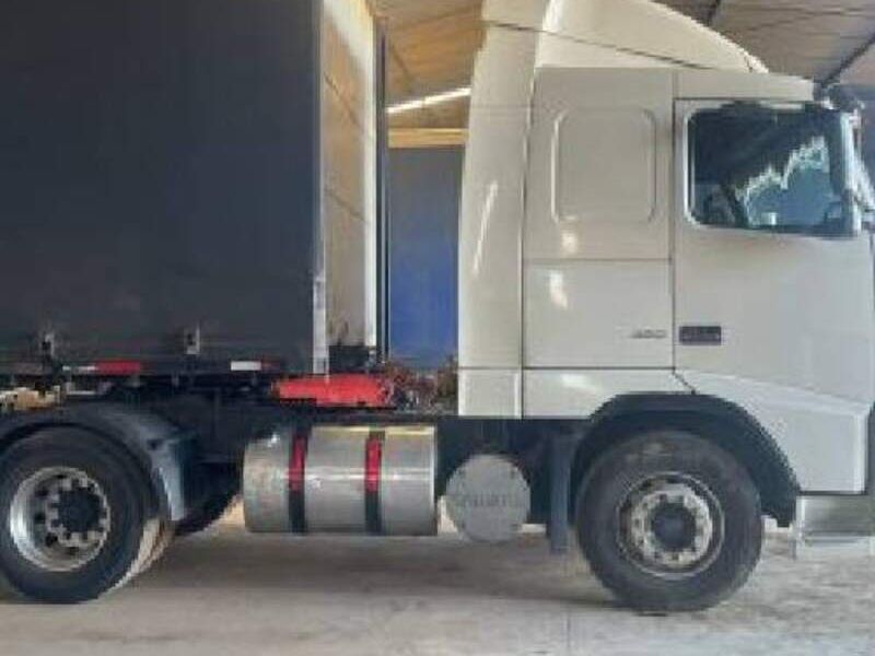Tracto camion Volvo FH Chile