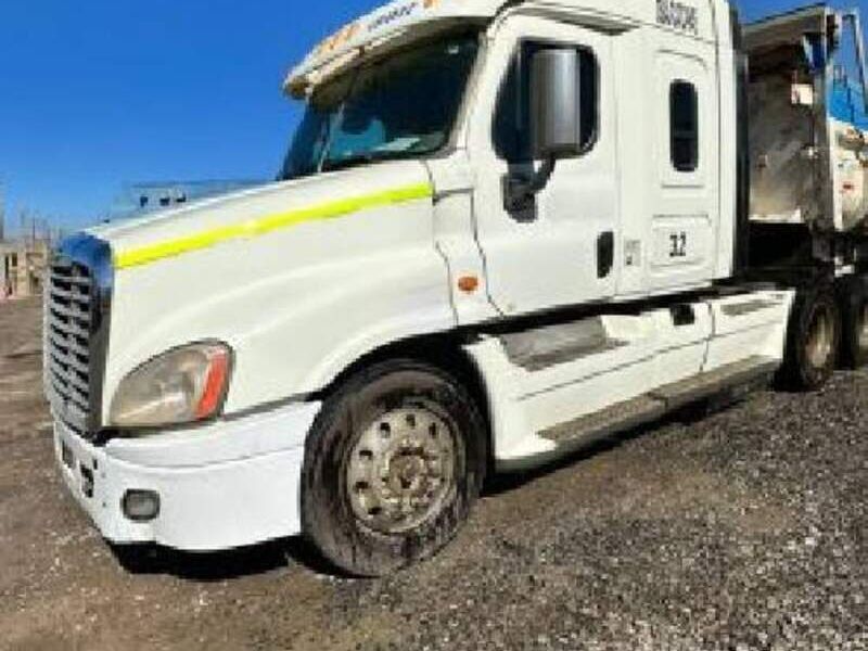 Tractocamión marca Freightliner Chile