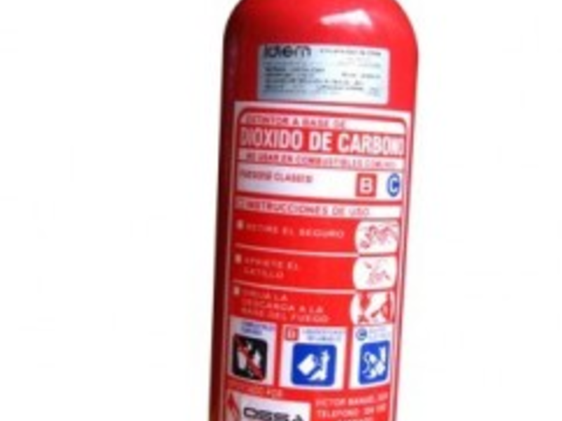 Extintor CO2 2KG DS 44 VALDIVIA