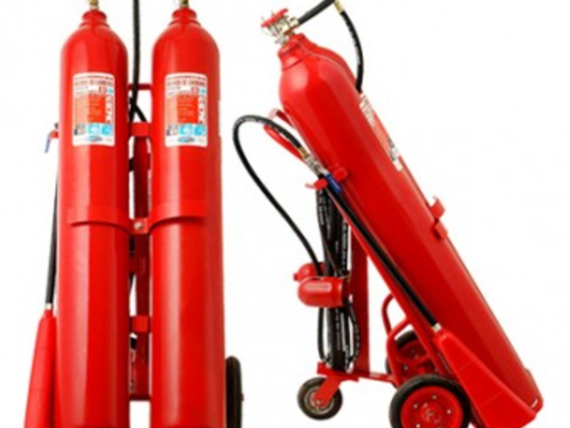 Extintor CO2 50kg DS 44 VALDIVIA