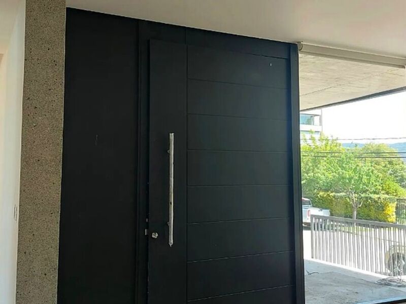 Puerta negra Chile
