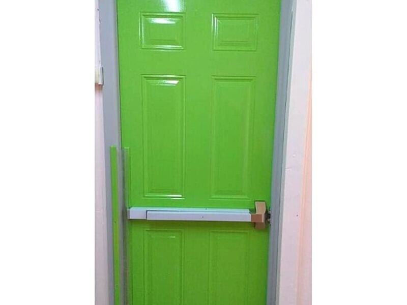 puerta cortafuegos verde Chile