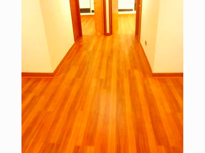 Piso flotante miel Chile
