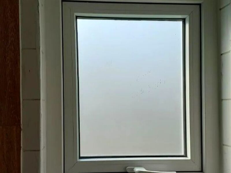 Ventana PVC baño Chile