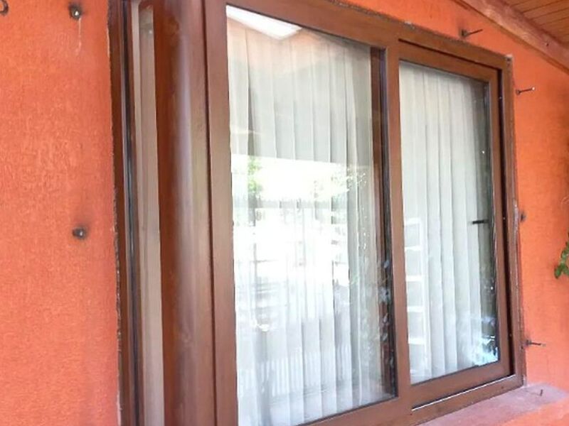 Bow Window Chile