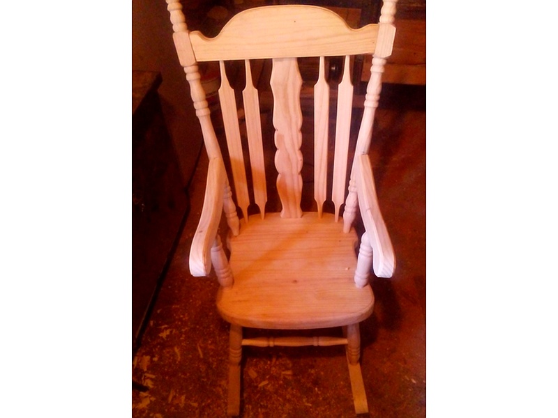 Silla Mecedora Madera Pino SAN FELIPE