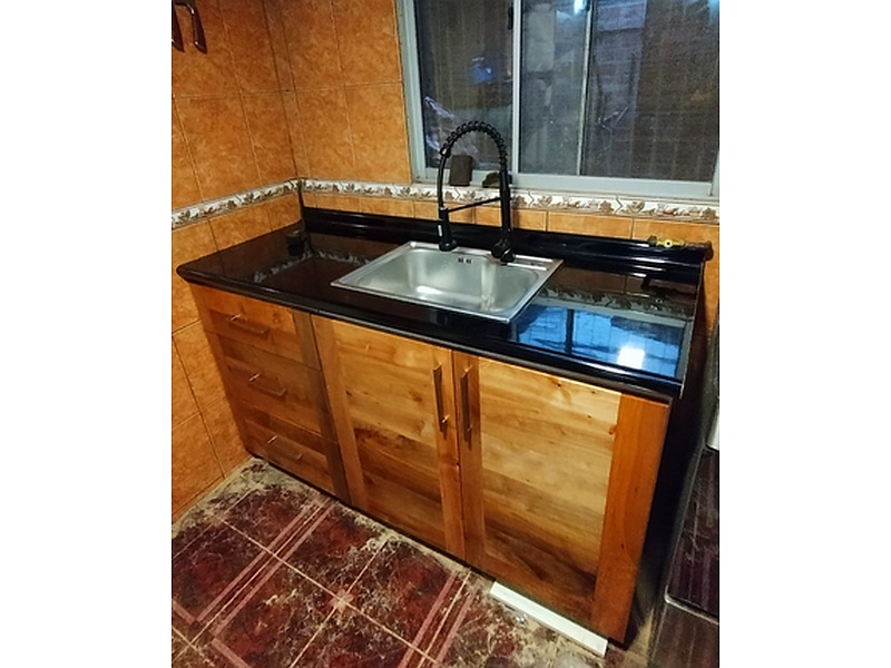 Mueble Lavaplatos Puertas Roble LOS ANDES
