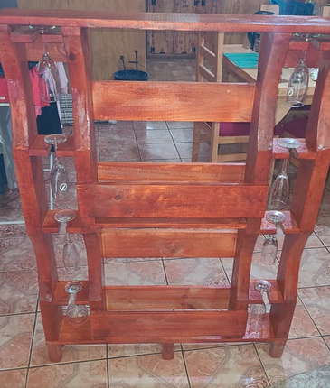 Mueble bar madera nativa  DALCAHUE 