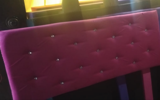 Cama  dos plazas boton diamante QUELLON