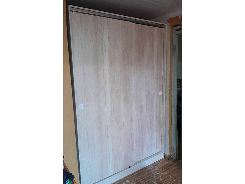  Closet Empotrado Color Cenizo IQUIQUE 