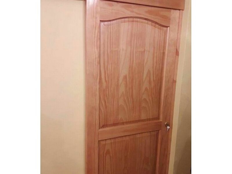 Puerta corrediza madera pino SANTIAGO
