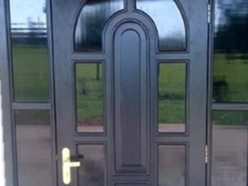 Puerta acabados de marmol
