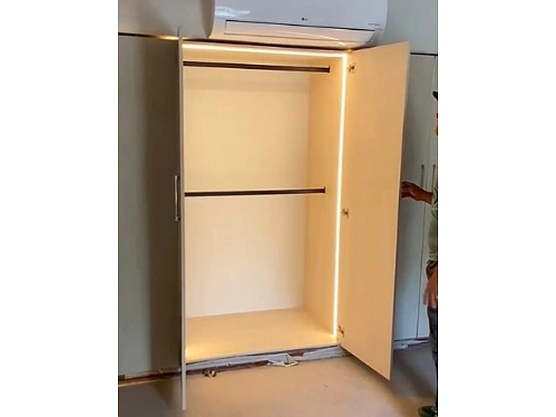 Closet con luces Led Chile