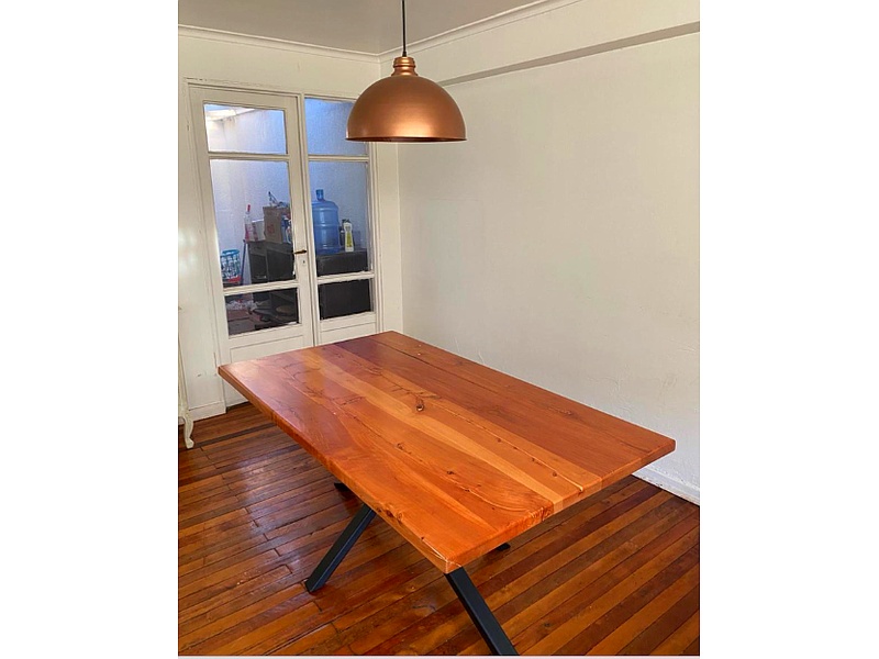 Mesa de roble patas raíz Santiago