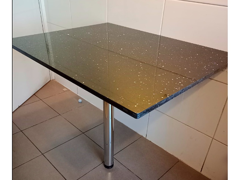 Mesa de granito Negra