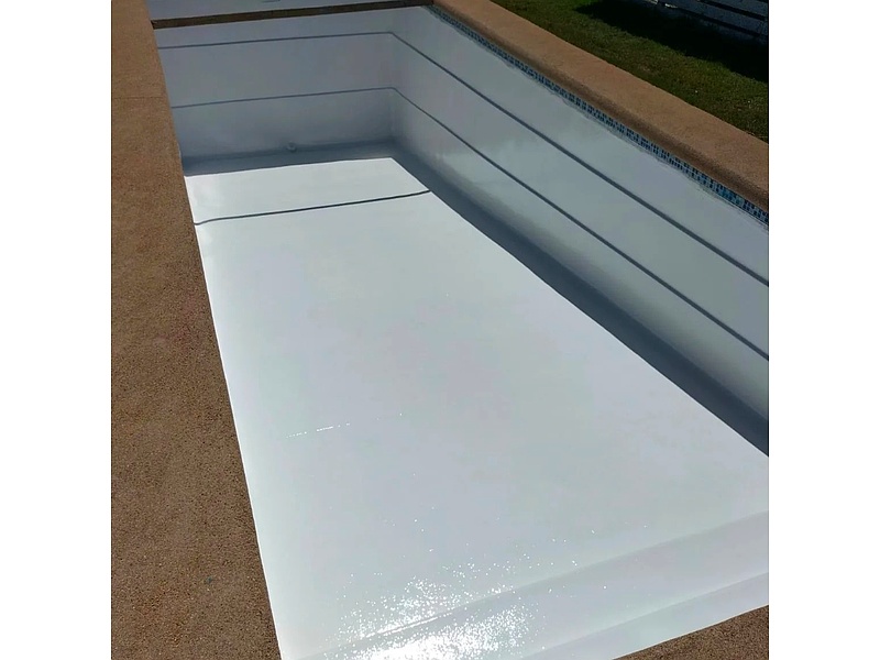 Piscina Gris Chile
