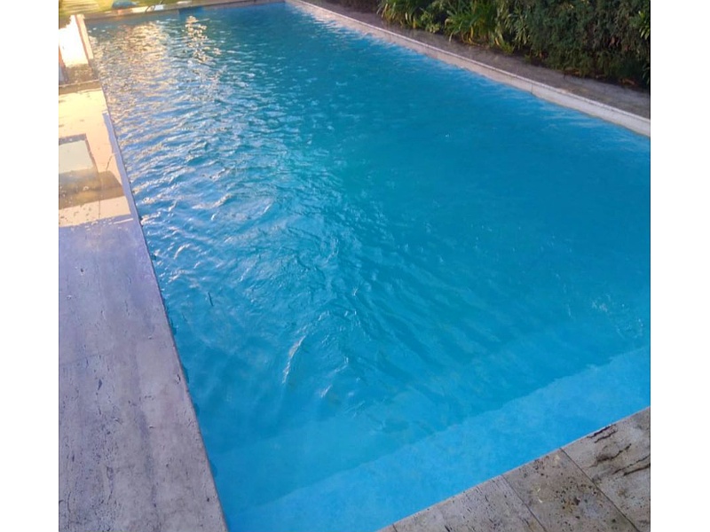 Piscina Larga Chile