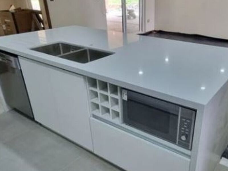 Mueble cuarzo blanco Temuco