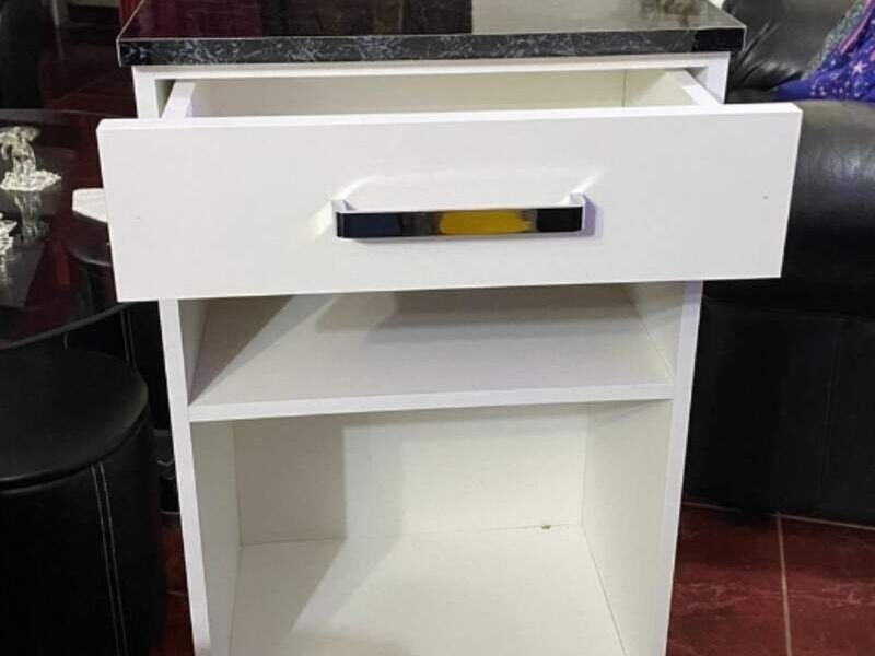 Mueble cajón blanco Chile
