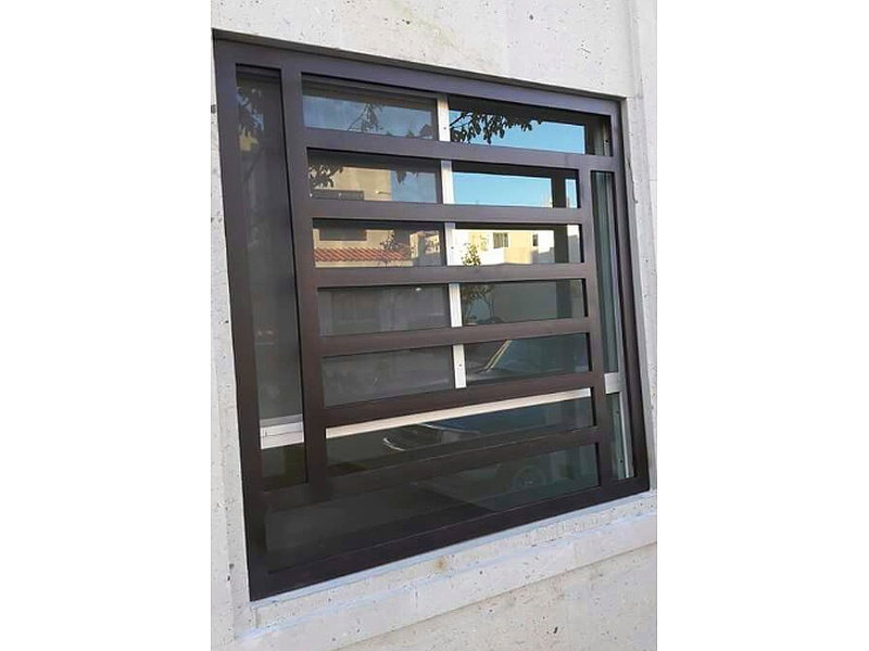 protección de ventana café Santiago