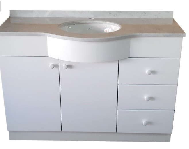 VANITORIO CURVO 1.30 X 50 X 82 CHILE