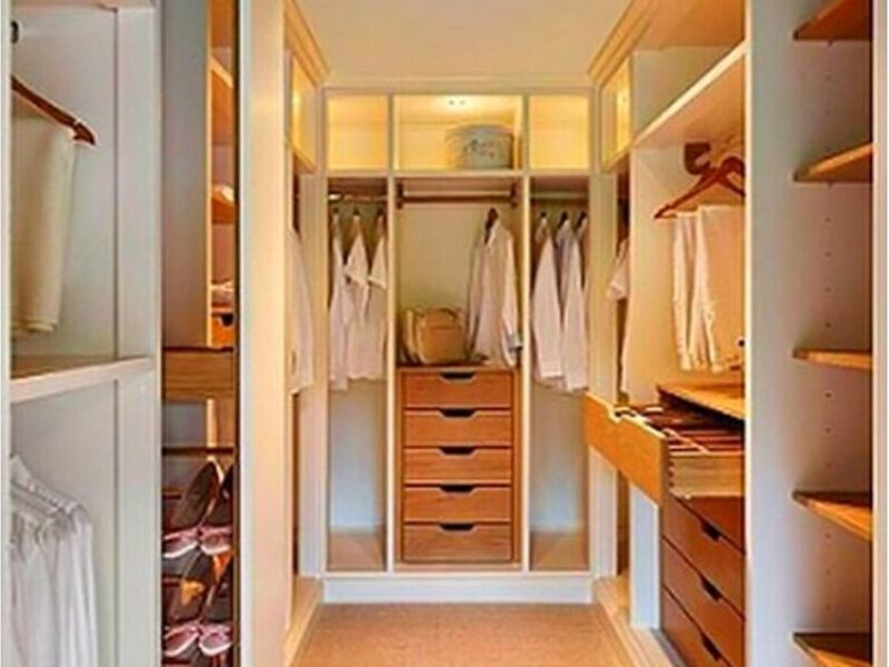 CLOSETS EMPOTRADOS