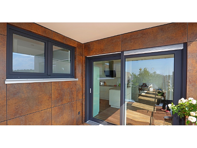 Ventana abatible Chile