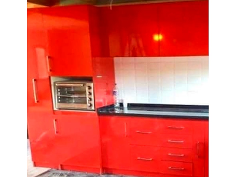  con un diseño llamativo y funciona roja Chile