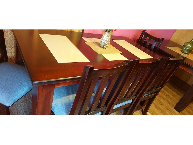 Mesa comedor 8 personas Chile