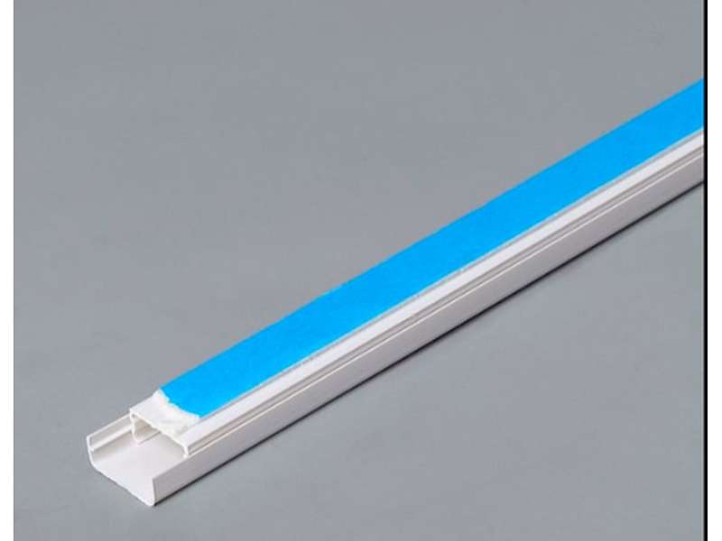 Canaleta 20×10 Con adhesivo CHILE