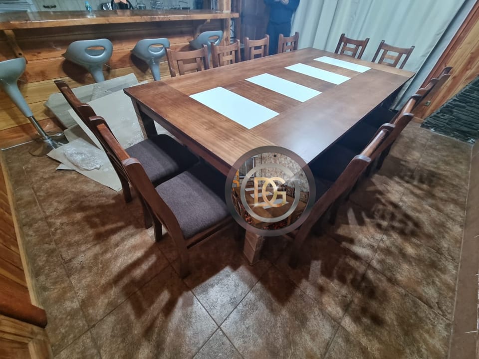 Juego de comedor 8 puestos Chile