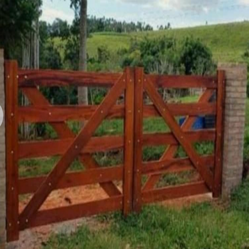 PUERTA CABALLERIZA