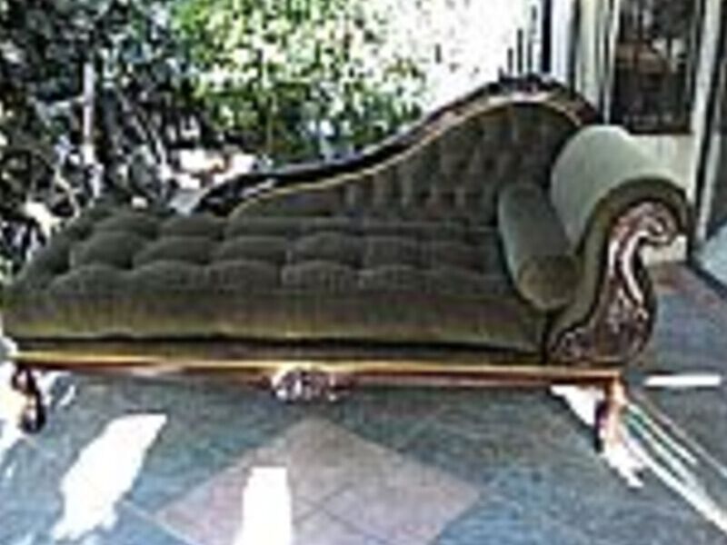 Chaise Loungue
