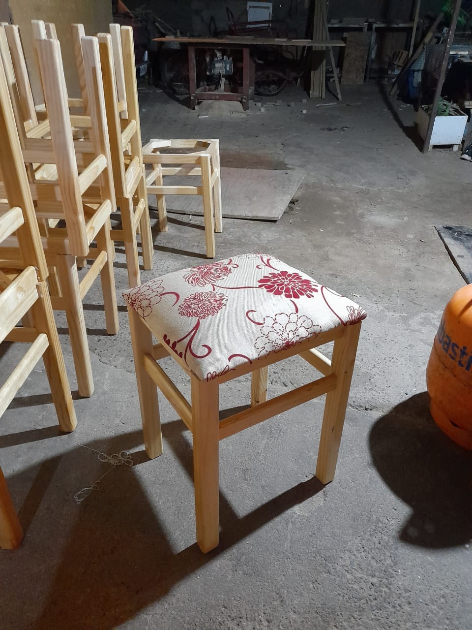 Butaca de calidad de madera comoda Chile