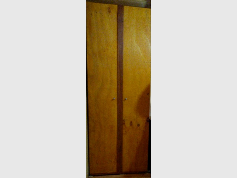 mueble armario beish pequeño chile