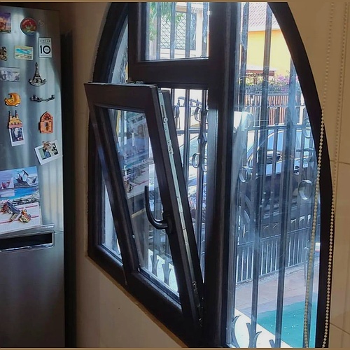 Ventanas y puerta de pvc