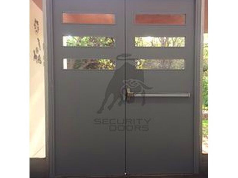 Puerta industrial 100% acero Chile