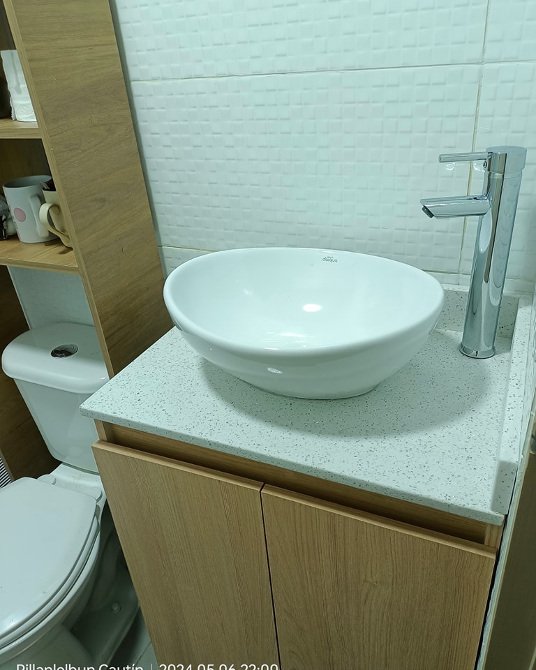 Griferia para baño en acero Chile