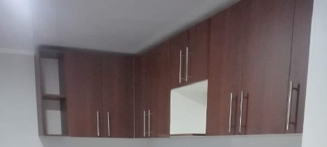 Alacena de madera para cocina Chile
