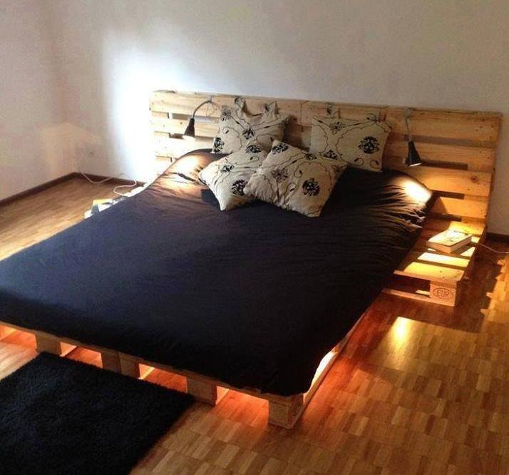 Cama moderna en madera Chile