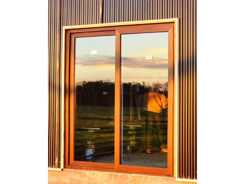 Ventanas pvc europeo color nogal Chile