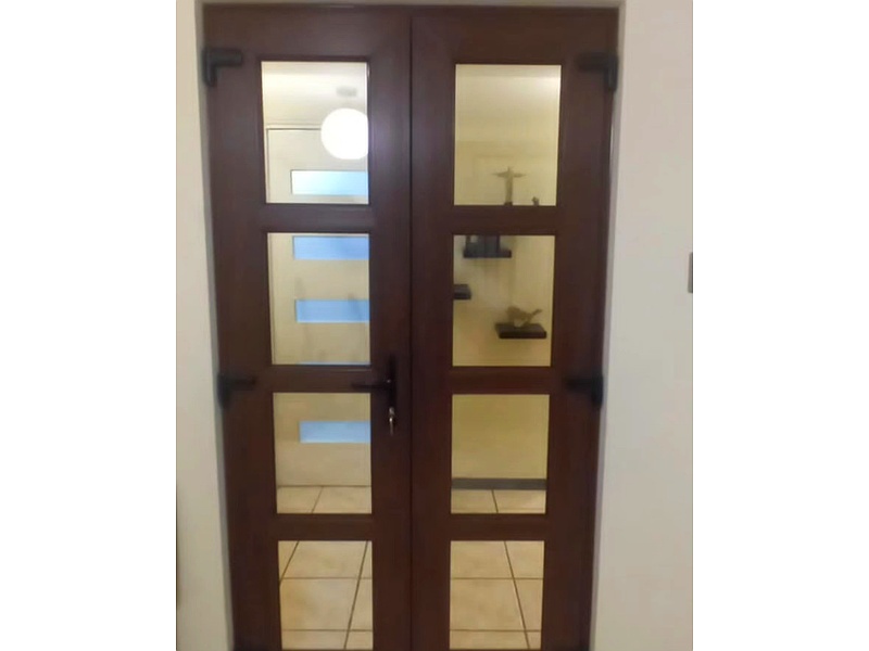 Puertas de PVC Nogal Chile