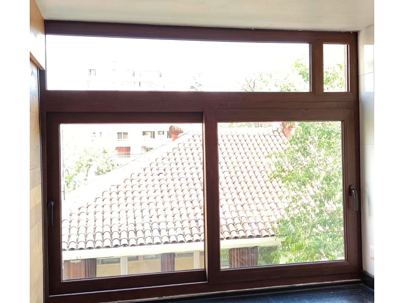 Ventana de PVC Nogal Chile